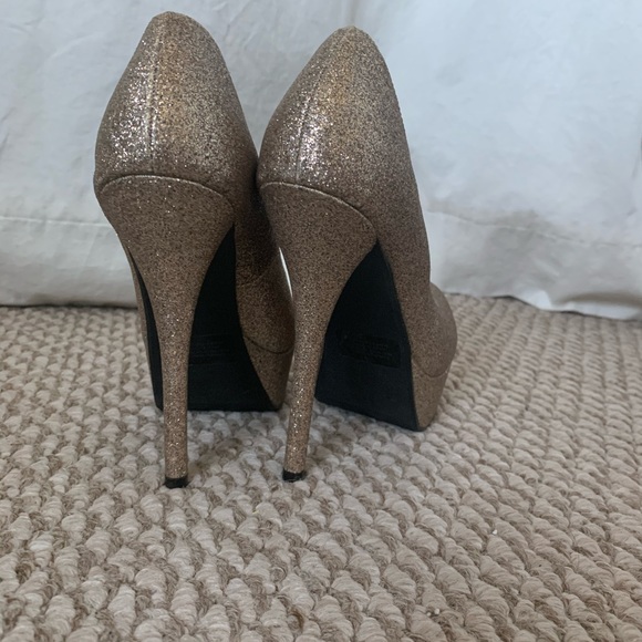 Costa Blanca Sparkle heels with small platform! - Picture 4 of 4